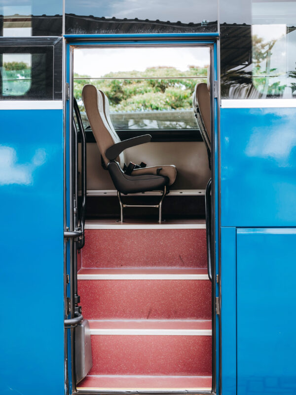 Car_134 (1) Executive Bus