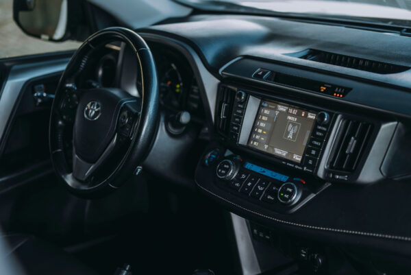 Car_37 Toyota Rav 4